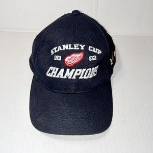 Vintage 2002 STANLEY CUP Champions Detroit Red Wings Hockey NHL Cap Black